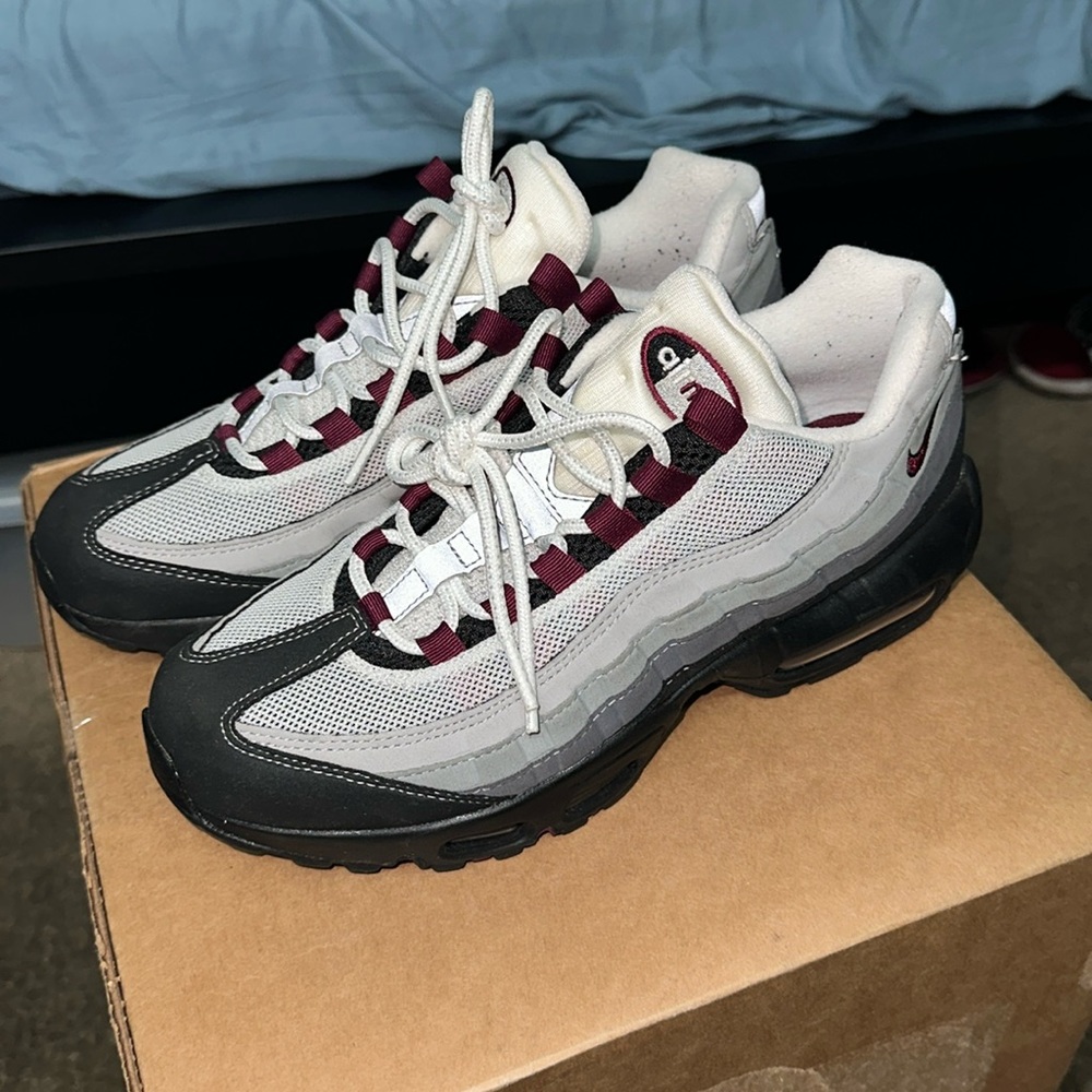 Nike air max 95 size 8